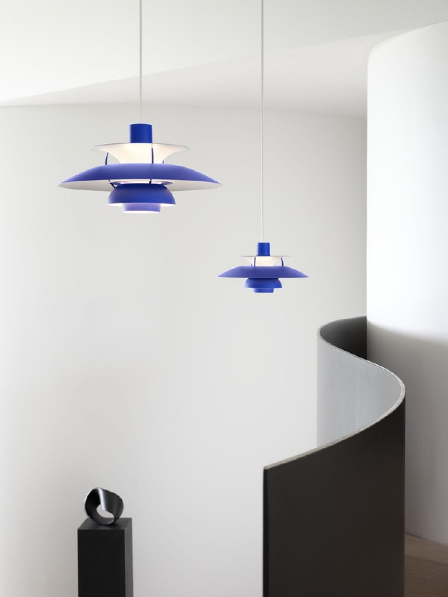 PH 5 Mini Monochrome Pendant light Louis Poulsen PH 5 Mini Monochrome Pendant light Louis Poulsen